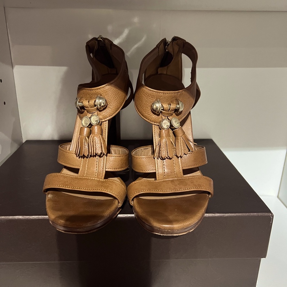 Gucci Carmel Sandals size 37